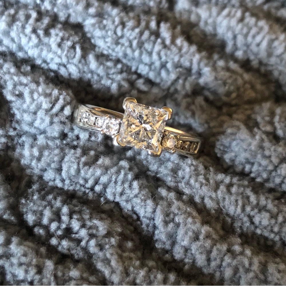 Fred Meyer Jewlers engagement ring